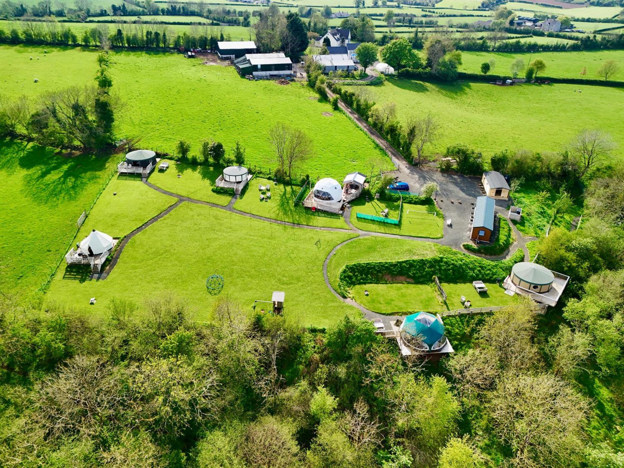 Little River Glamping バリマネー エクステリア 写真
